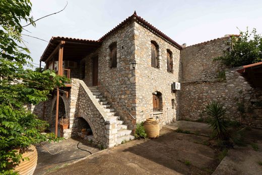 Detached House in Néo Oítylo, Laconia