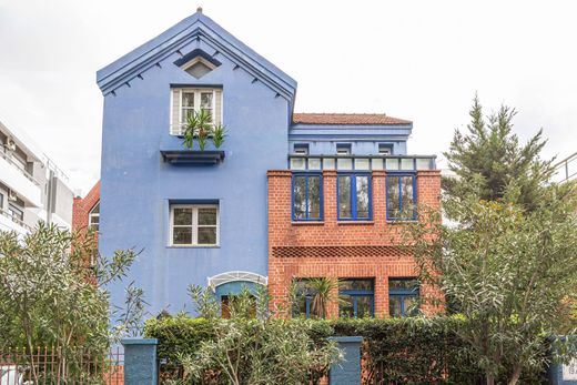 Khalándrion, Nomarchía Athínasの一戸建て住宅