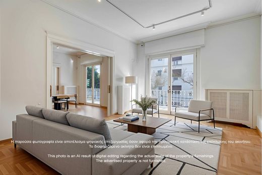 Piso / Apartamento en Atenas, Nomarchía Athínas