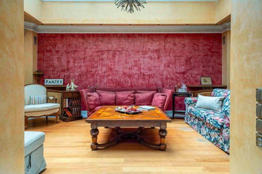 Частный Дом, Psychikó, Nomarchía Athínas