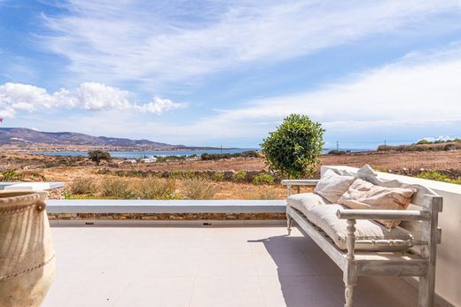 Casale a Antíparos, Cicladi