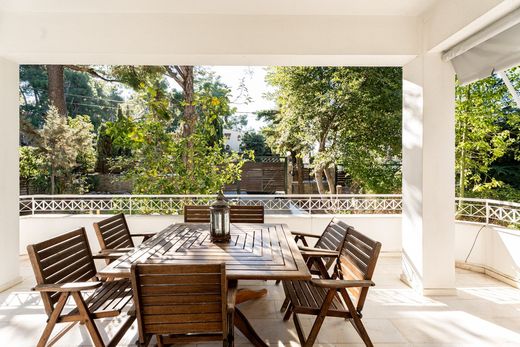 Residential complexes in Ekáli, Nomarchía Athínas