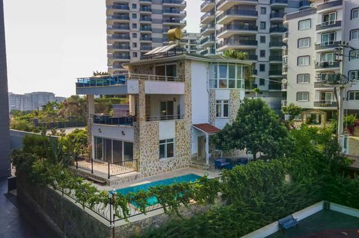 Villa in Mahmutlar, Alanya
