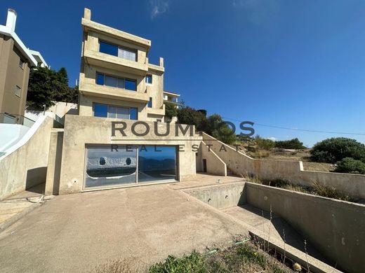 Detached House in Anávyssos, Nomarchía Anatolikís Attikís