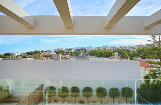 Detached House in Várkiza, Nomarchía Anatolikís Attikís