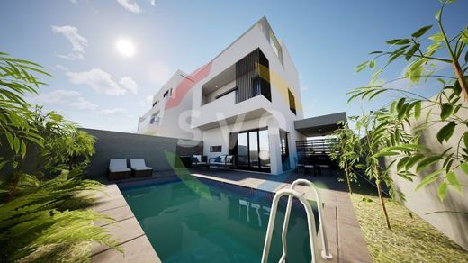 Casa Unifamiliare a Káto Polemídia, Limassol District