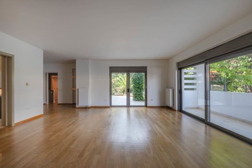 Casa en Káto Kifisiá, Nomarchía Athínas