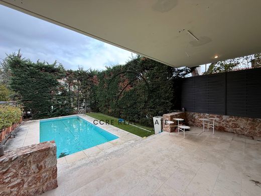 Detached House in Káto Kifisiá, Nomarchía Athínas