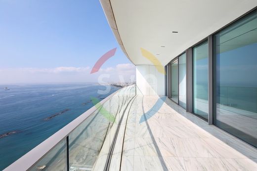 Apartment / Etagenwohnung in Limassol, Limassol District