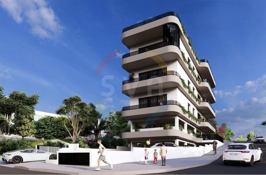 Apartment / Etagenwohnung in Ágios Athanásios, Limassol District