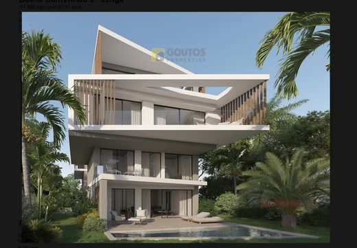 Apartment in Voúla, Nomarchía Anatolikís Attikís