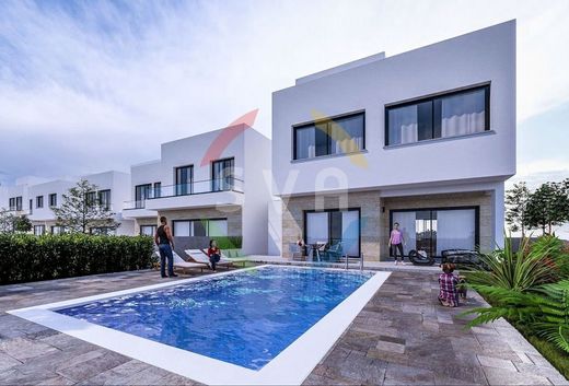 فيلا شبه مستقلة ﻓﻲ Ágios Athanásios, Limassol District