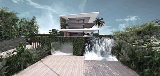 Μονοκατοικία σε Βουλιαγμένη, Nomarchía Anatolikís Attikís