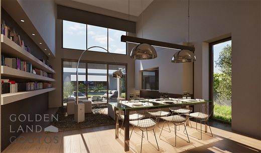 Casa Unifamiliare a Voúla, Nomarchía Anatolikís Attikís