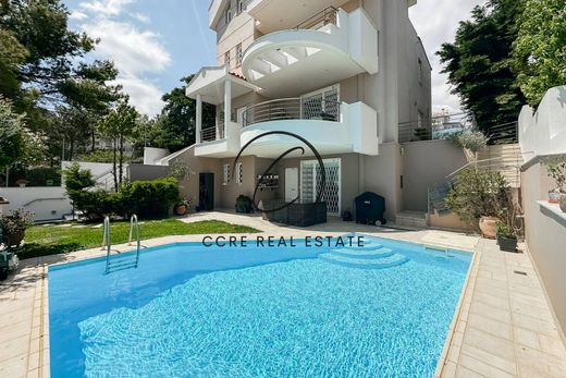 Pallíni, Nomarchía Anatolikís Attikísの一戸建て住宅