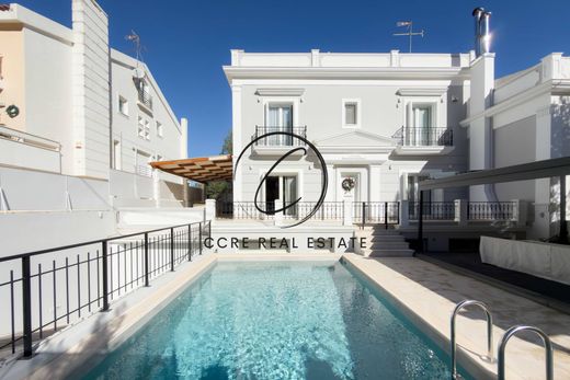 Detached House in Diónysos, Nomarchía Anatolikís Attikís