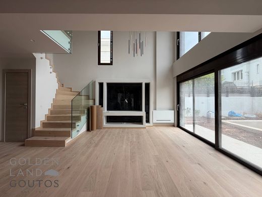 Casa en Glyfáda, Nomarchía Athínas