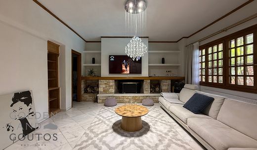 Casa en Voúla, Nomarchía Anatolikís Attikís