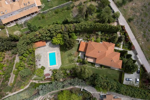 Vrijstaand huis in Kapandríti, Nomarchía Anatolikís Attikís