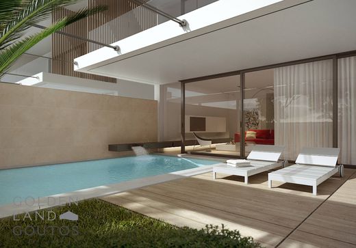 Einfamilienhaus in Voúla, Nomarchía Anatolikís Attikís