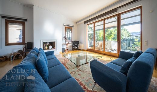 Villa a Vári, Nomarchía Anatolikís Attikís