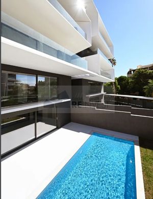 Vrijstaand huis in Voúla, Nomarchía Anatolikís Attikís