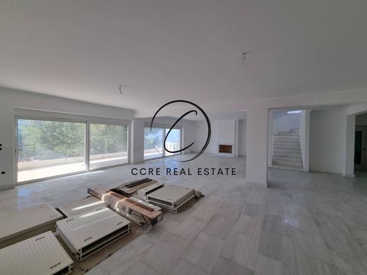 Vrijstaand huis in Néa Erythraía, Nomarchía Athínas