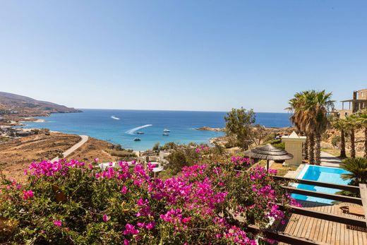 Willa w Kéa, Cyklady