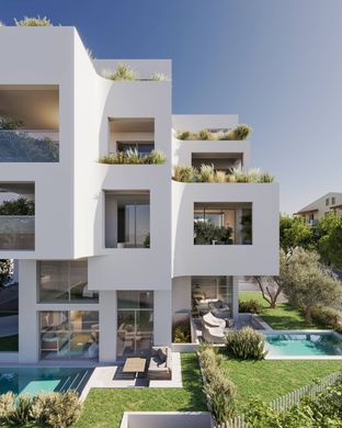 Casa Unifamiliare a Voúla, Nomarchía Anatolikís Attikís