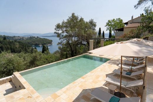 Willa w Korfu, Nomós Kerkýras