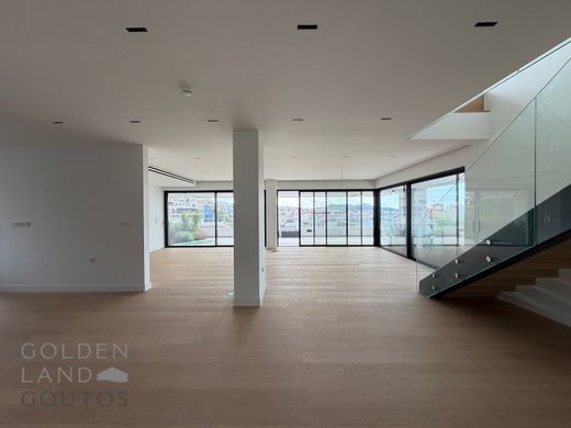 Casa Independente - Voúla, Nomarchía Anatolikís Attikís