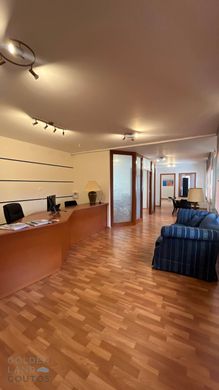 Office in Voúla, Nomarchía Anatolikís Attikís