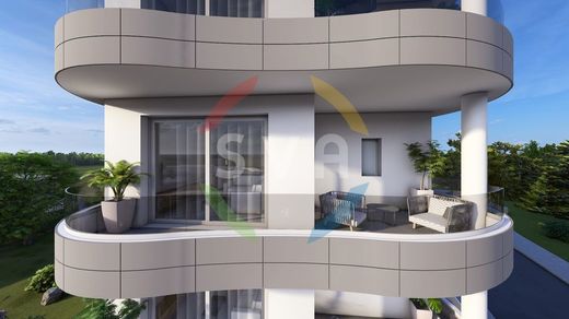 Apartment / Etagenwohnung in Ágios Athanásios, Limassol District