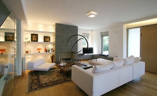 Glyfáda, Nomarchía Athínasの一戸建て住宅