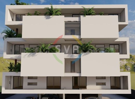 Apartment in Ágios Athanásios, Limassol District