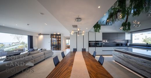 Maison individuelle à Glyfáda, Nomarchía Athínas