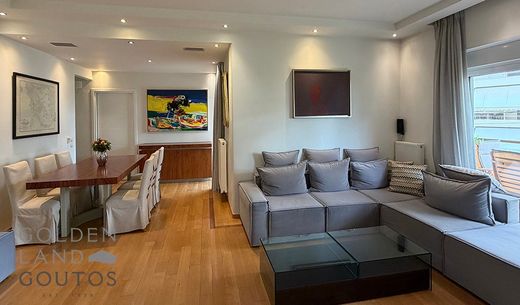 Apartament w Várkiza, Nomarchía Anatolikís Attikís