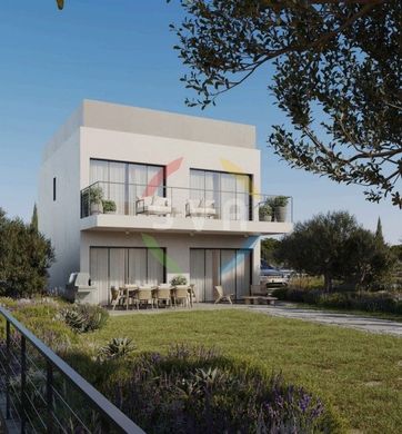 Casa Unifamiliare a Parekklisha, Parekklisiá