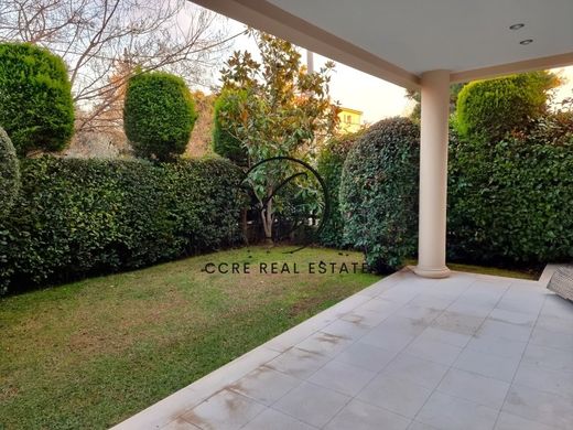 Casa en Káto Kifisiá, Nomarchía Athínas