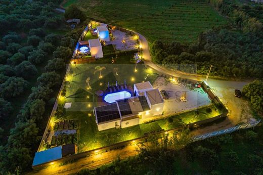 Complesso residenziale a Plataniás, Nomós Chaniás