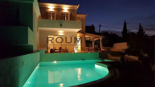 Casa Unifamiliare a Kranídi, Nomós Argolídos