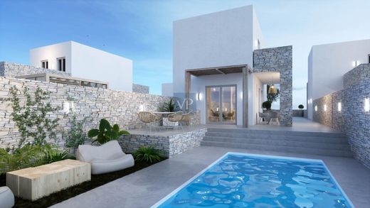 Villa a Páros, Cicladi