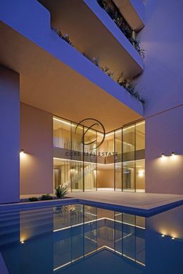 Casa Unifamiliare a Káto Kifisiá, Nomarchía Athínas