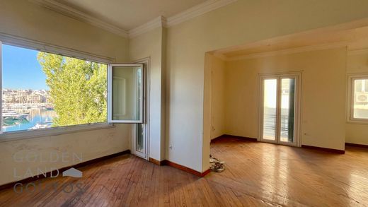 Complesso residenziale a Pireo, Nomós Attikís