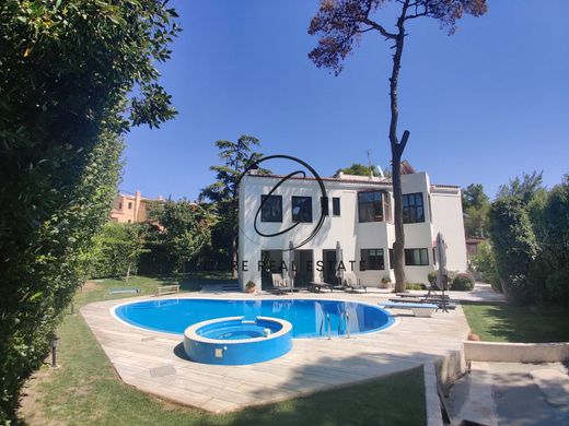 단독 저택 / Ekáli, Nomarchía Athínas