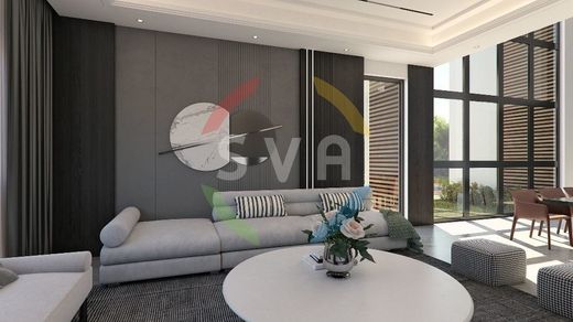 Willa w Ágios Týchon, Eparchía Lárnakas