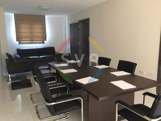 办公室  Germasógeia, Limassol District