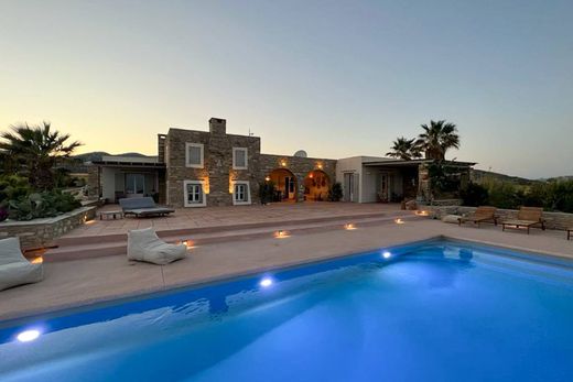 Villa a Antíparos, Cicladi