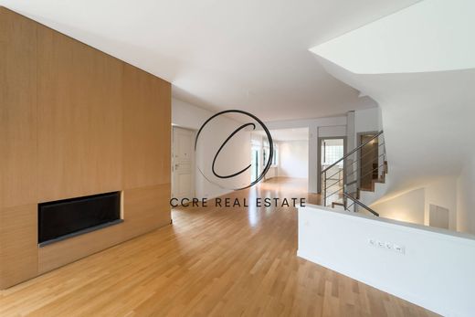 Casa Independente - Káto Kifisiá, Nomarchía Athínas