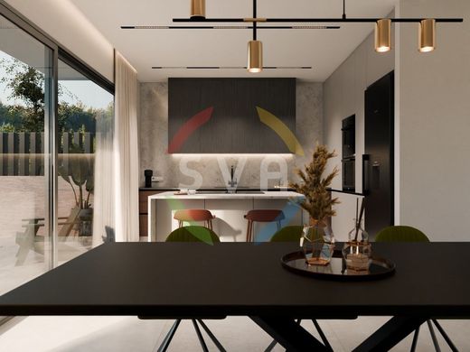 Detached House in Ýpsonas, Limassol District